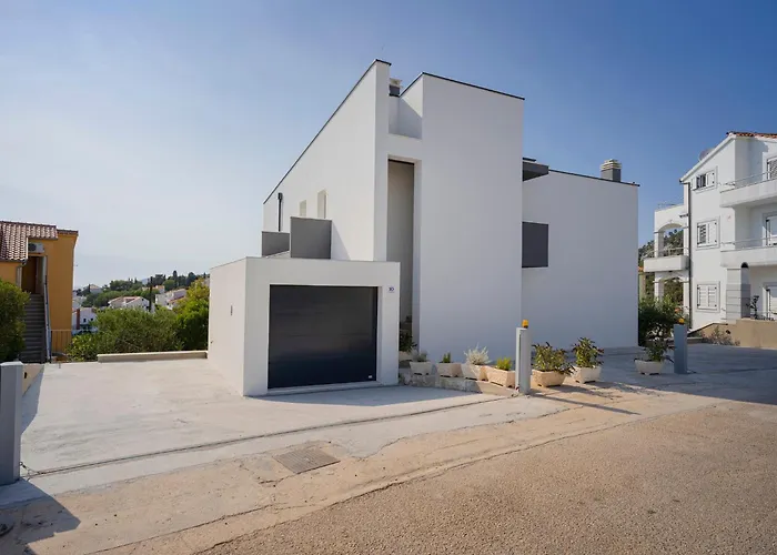 Modern, 2 Bedroom 흐바르