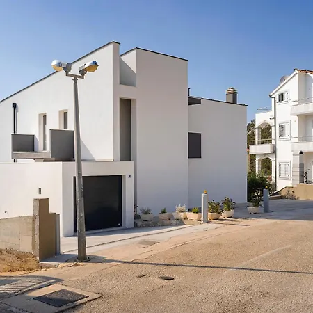 Modern, 2 Bedroom Apartman Hvar Town