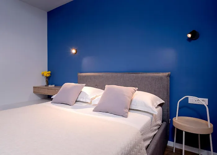 Modern, 2 Bedroom شقة هفار