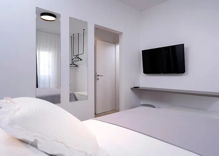 شقة Modern, 2 Bedroom *